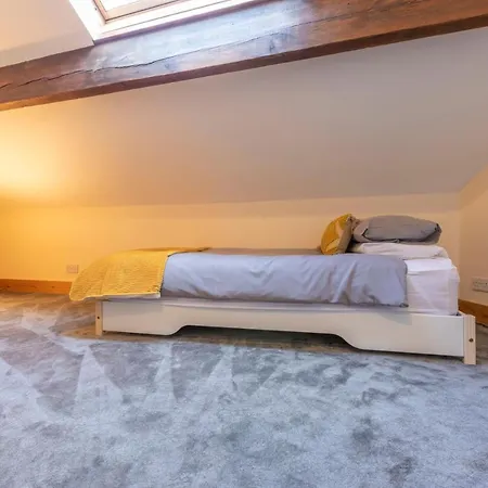 District Ennerdale Sleeps 12 Holiday home