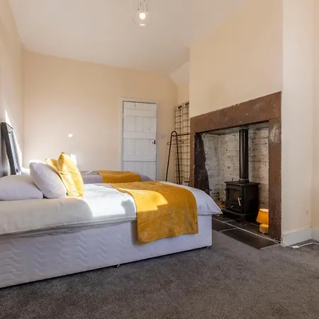 District Ennerdale Sleeps 12