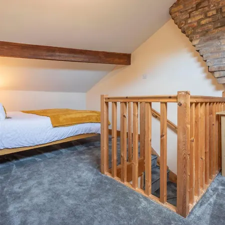 District Ennerdale Sleeps 12 Holiday home Cleator