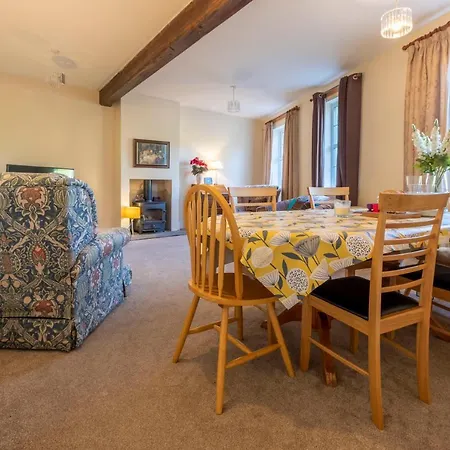 Hébergement de vacances District Ennerdale Sleeps 12 *