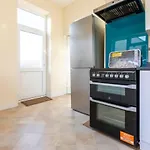 District Ennerdale Sleeps 12 *